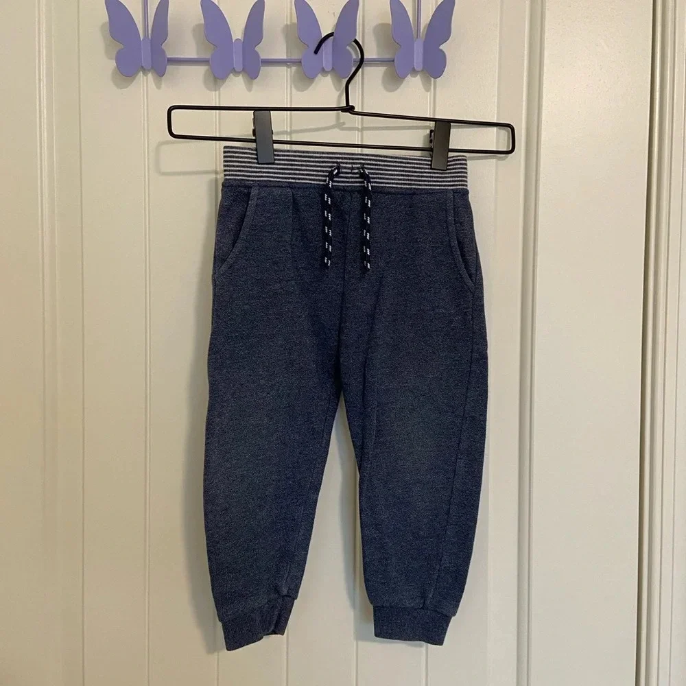 EUC | Primark toddler boy’s jogger sweatpants — 24-36‎ months